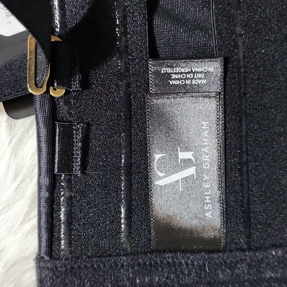 🆕️Ashley Graham Black Phenomenon Convertible Bra 38C - Picture 10 of 11